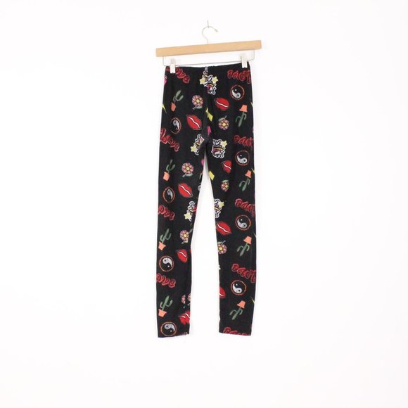 Girls 1st Kiss Retro Sticker Printed Black Legging - Picture 4 of 4